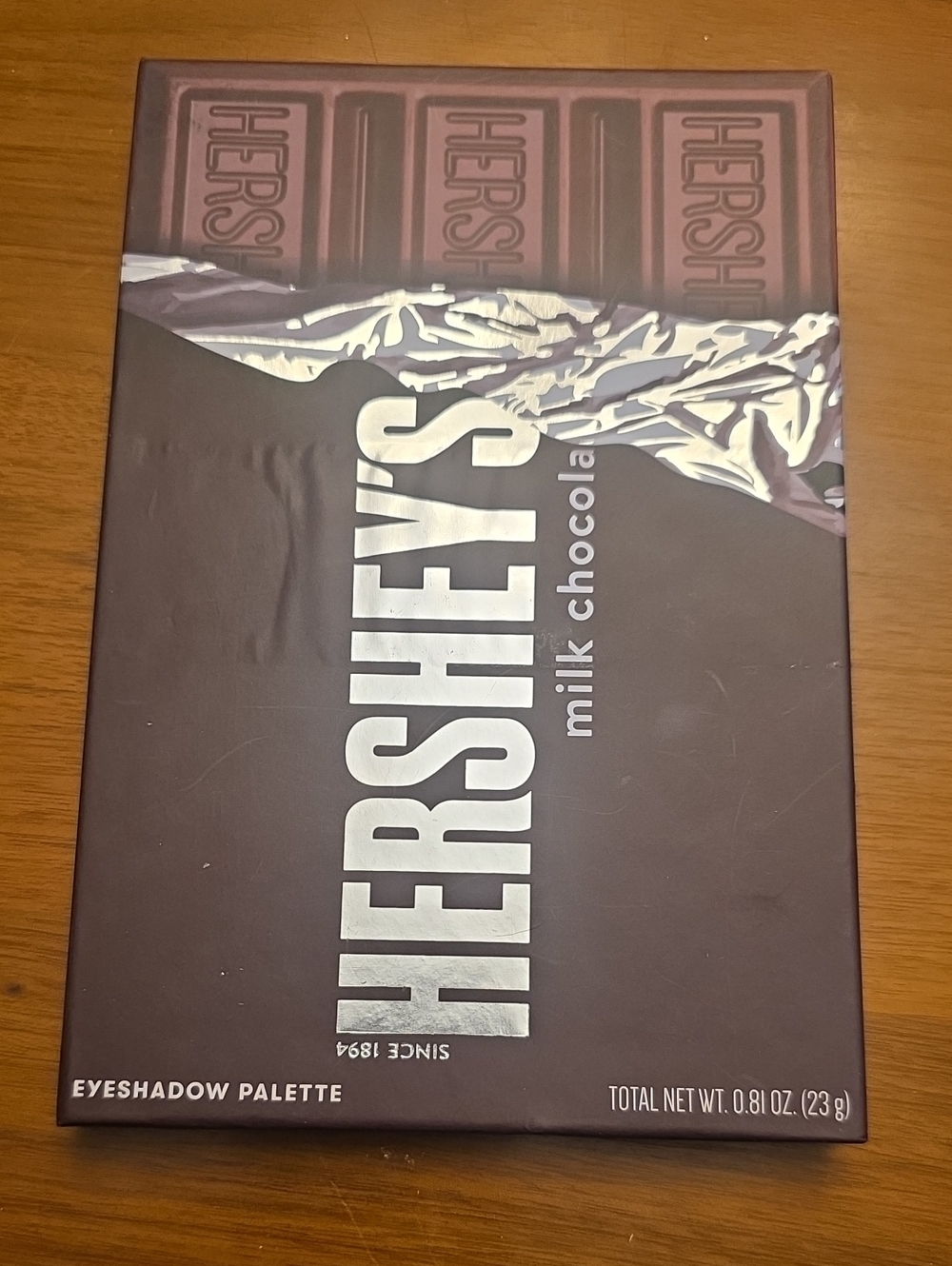 HERSHEY'S Milk Chocolate Eyeshadow Palette